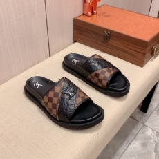 Louis Vuitton Slippers